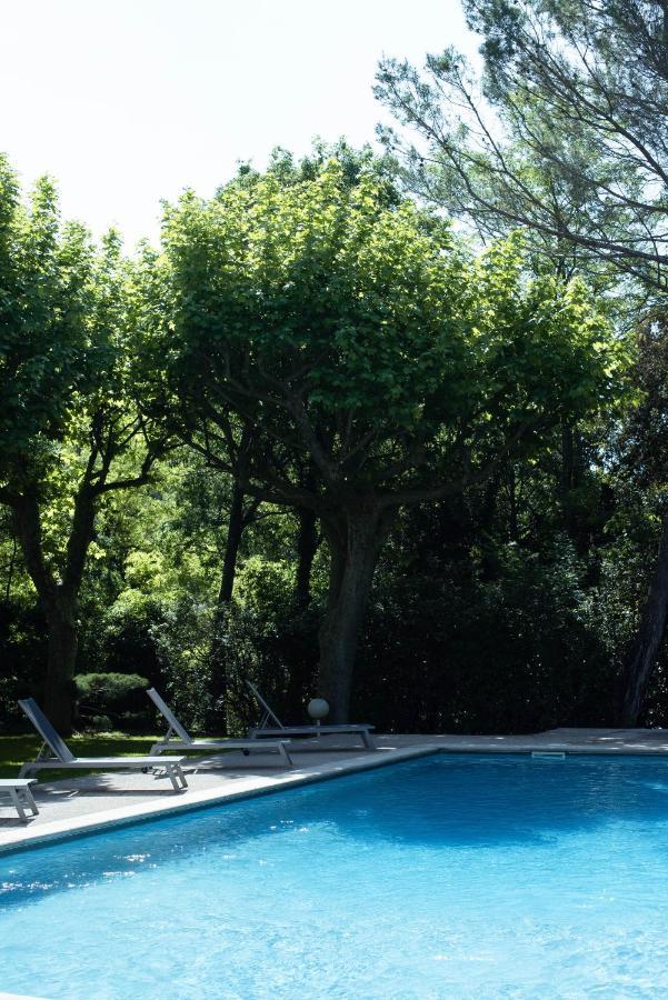 Societe Hoteliere De Montmirail Gigondas Exterior photo