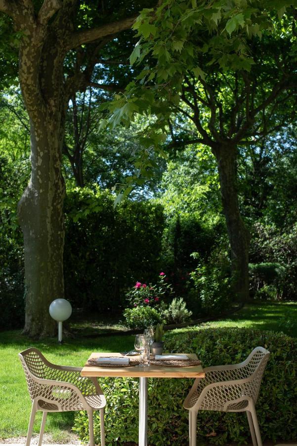 Societe Hoteliere De Montmirail Gigondas Exterior photo